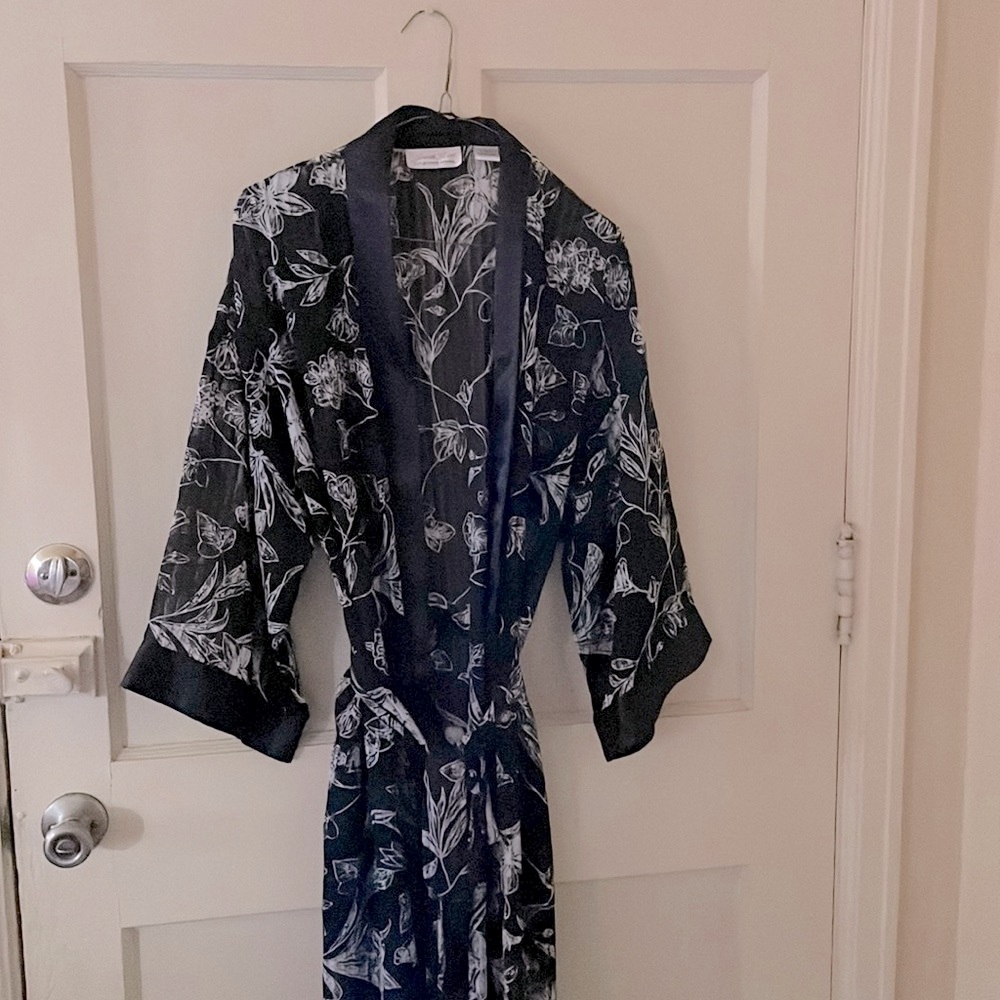 Judith Hart Intimate Wear Kimono Vintage
